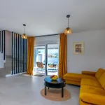 Modern Casa Di Lucija With Heated Pool, Near Airport, Own Parking Villa